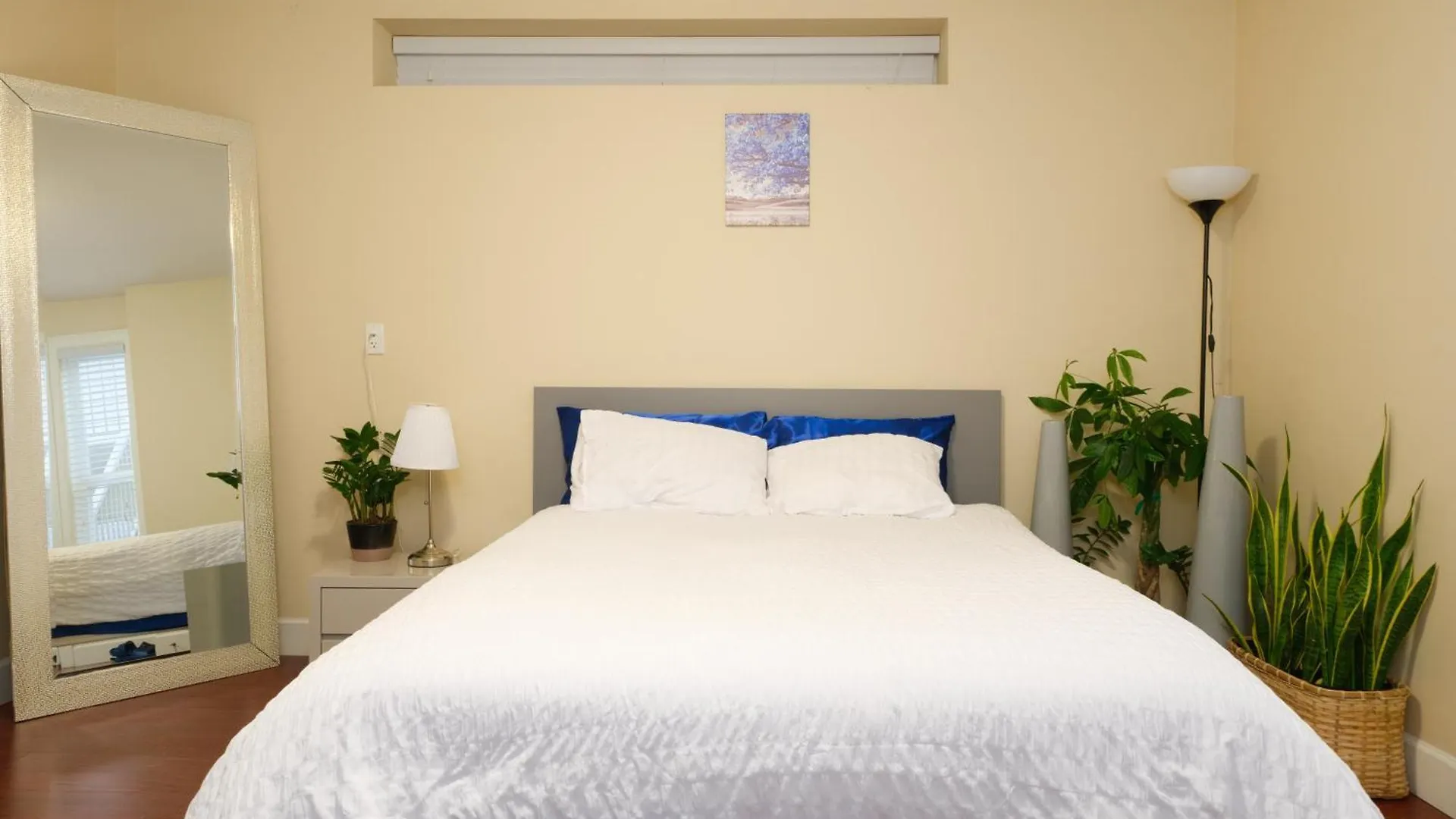 Cambie & 61St Ave Homestay Vancouver
